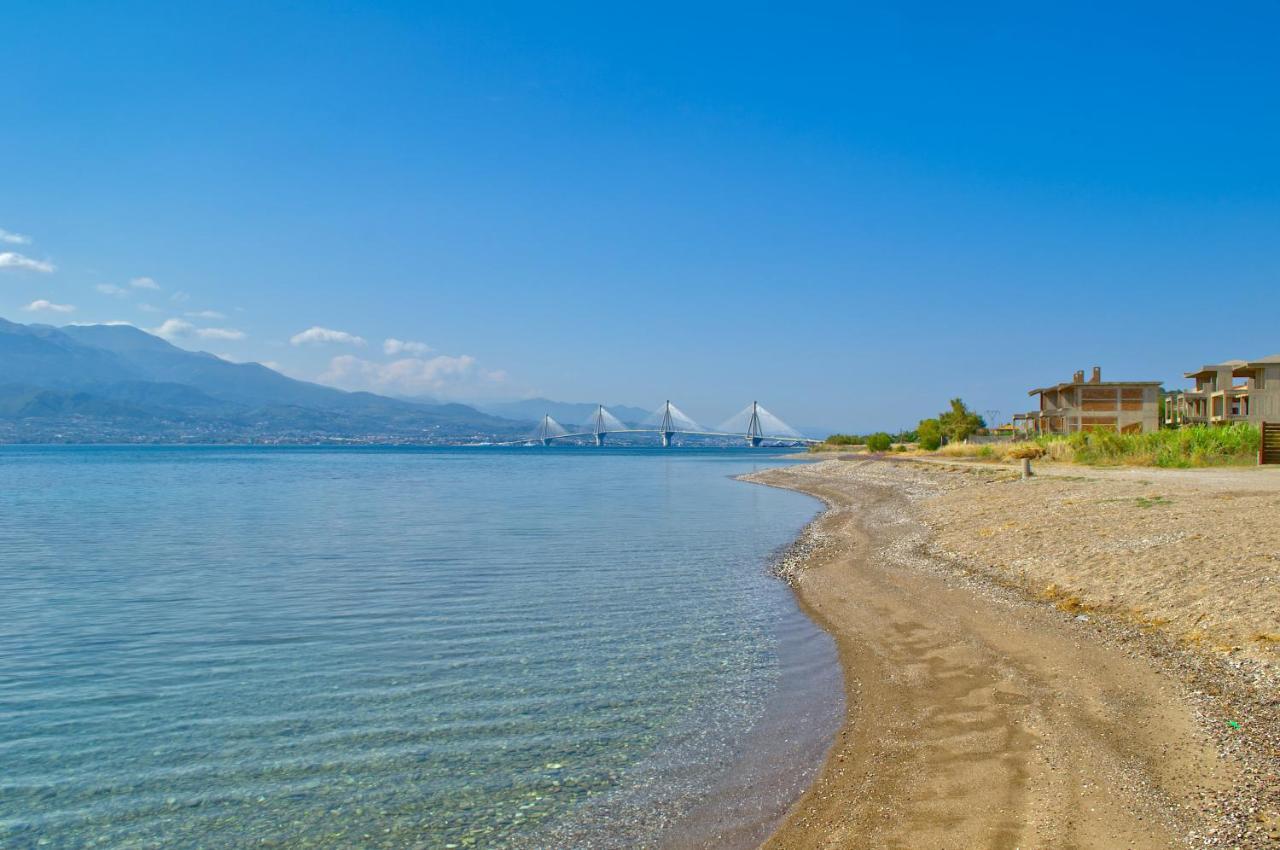 Epipleon Luxury Suites -105- Δωμάτιο 35Τμ Με Βεράντα 35Τμ Μπροστά Στη Θάλασσα Nafpaktos Buitenkant foto