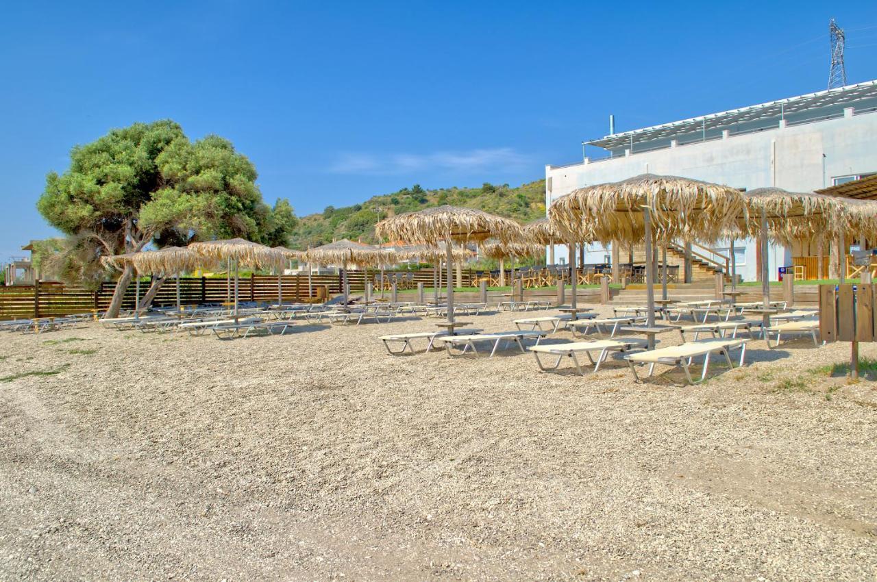 Epipleon Luxury Suites -105- Δωμάτιο 35Τμ Με Βεράντα 35Τμ Μπροστά Στη Θάλασσα Nafpaktos Buitenkant foto